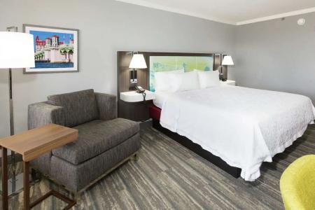 Hampton Inn - 67