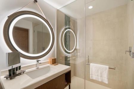 Hyatt Centric Waikiki Beach - 26