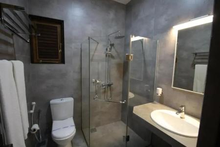 Serenity Tissa - 38