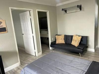 Cabana Inn & Suites - 43