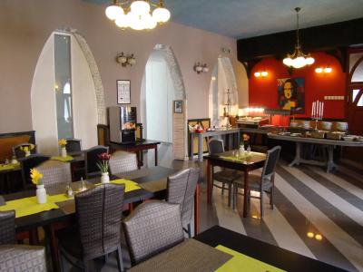Janus Boutique & Spa - 24