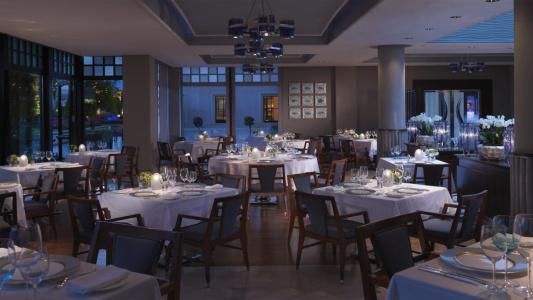 Four Seasons Istanbul at the Bosphorus - 35