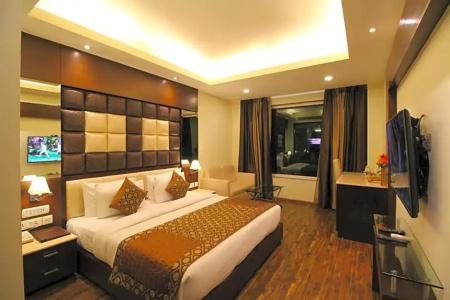 Golden Grand - 81