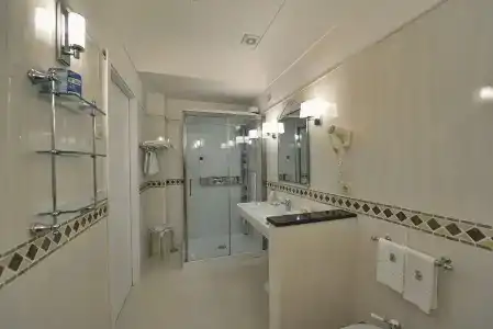 Belvedere - 8