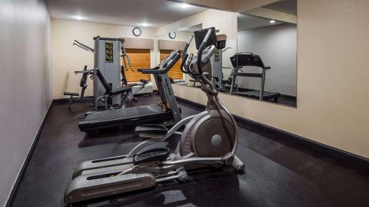 Best Western Plus Airport - Kci East - 21