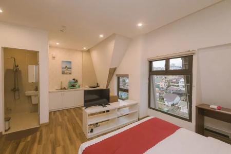Ngan Pho Studio & - 206