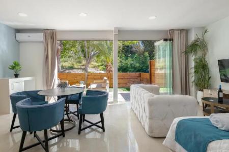 Bamboo Suites Boutique - 123