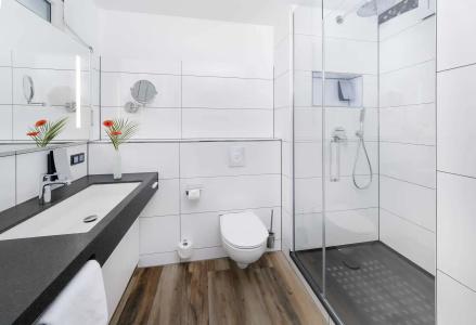 SI-SUITES - 54
