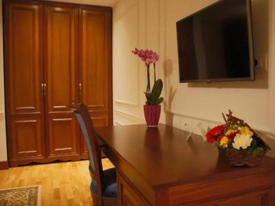 Opera - 35