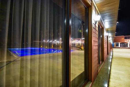 Sandal Otel - 83