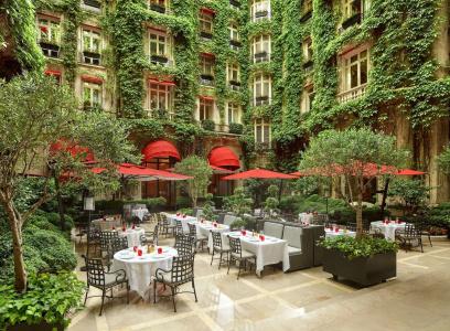 Hôtel Plaza Athénée - Dorchester Collection - 20