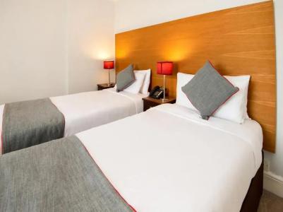 Oyo The Regency - 94