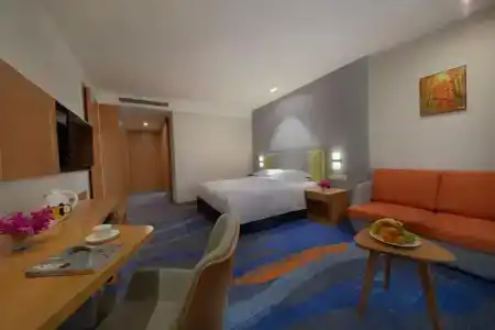 Holiday Inn Express Zhengdong - 63