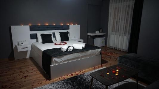 Karaca Suite - 20