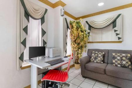Travelodge By Wyndham San Antonio Lackland a f b - 36