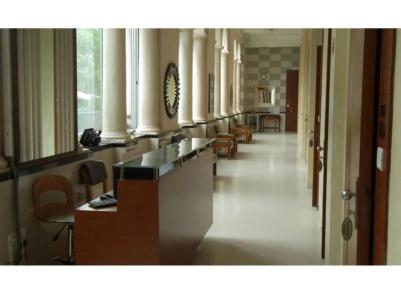 Elphinstone - 12