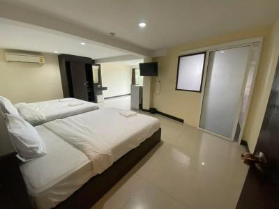 The Elegant Patong - 18