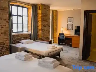 DoubleTree by Hilton London – Docklands Riverside - 55