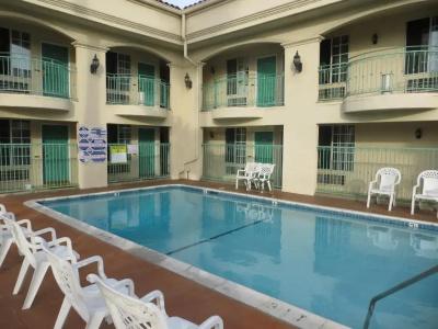 Lyfe Inn & Suites By Aga - Lax Airport - 7