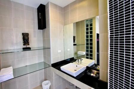 East Suites - 165