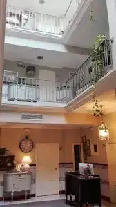 Le Petit Paris - 29