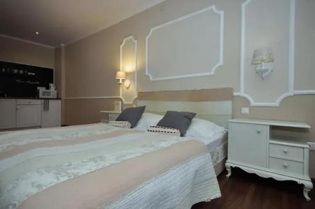 Guest House Romantika Panzio - 79