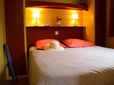 Camping Resort Les Champs Blancs - 58