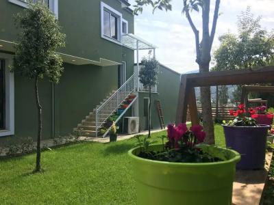 Green House - 18
