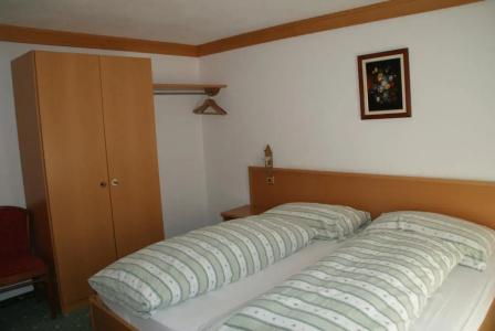 Residence - 4