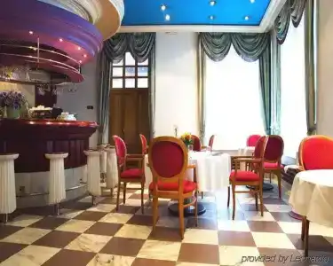 Boutique Kristofs - 22