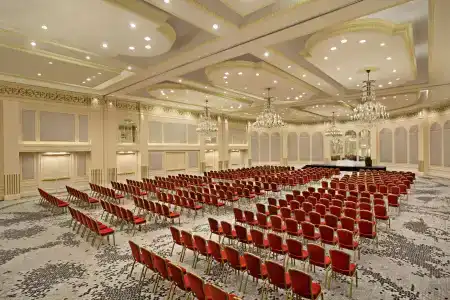 Conrad Istanbul Bosphorus - 19