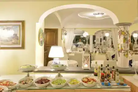 Tritone Resort & Spa - 10