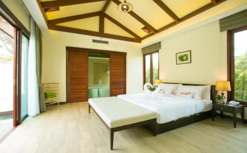 Triple Tree Beach Resort - 2