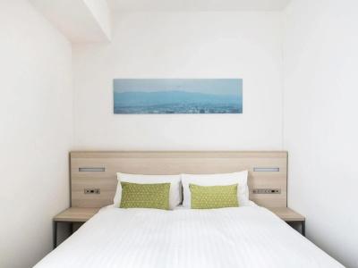 Vessel Inn Shinsaibashi - 6