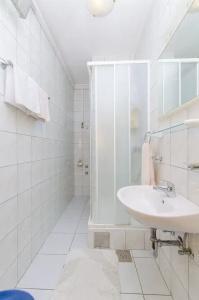 and Rooms Iva - 74