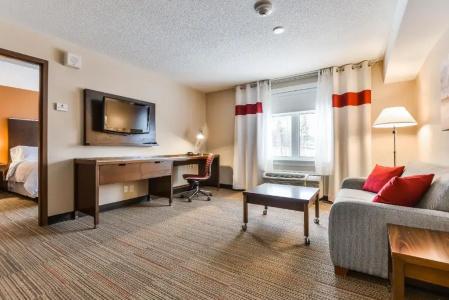 Four Points by Sheraton - 71