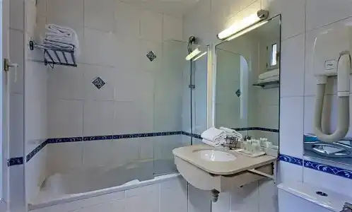 Best Western Montcalm - 63
