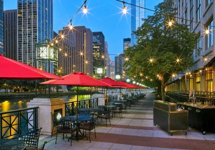 Sheraton Grand Chicago - 16