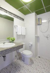 Rambuttri Village Plaza - Sha Extra Plus - Test And Go - 31