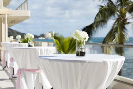Outrigger Reef Waikiki Beach Resort - 7