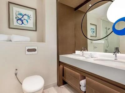 Novotel Gold District - 60