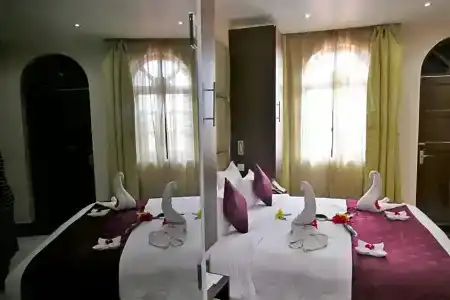 Best Western Plus - 23