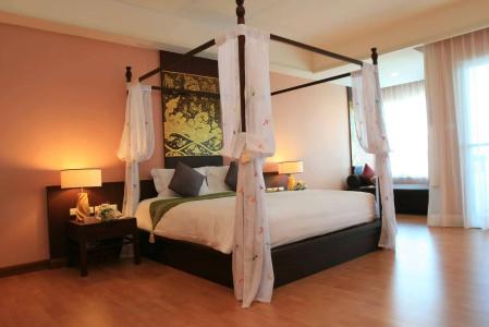 Grand Pacific Sovereign Resort & Spa - 6