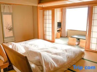 Wakamatsu Hot Spring Resort - 40