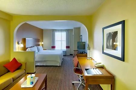 Four Points by Sheraton/Pineville - 36