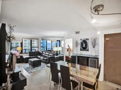 The Alexander All Suites - 590