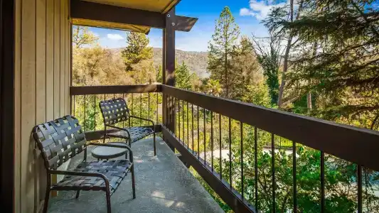 Best Western Plus Yosemite Gateway Inn - 6