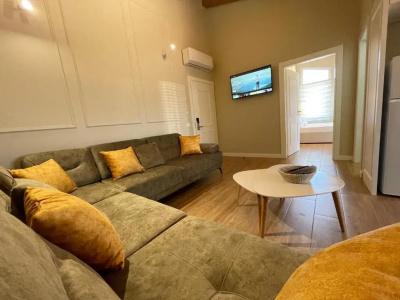 Rias Penthouse Suites - 287
