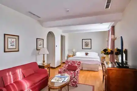 Cipriani - 92