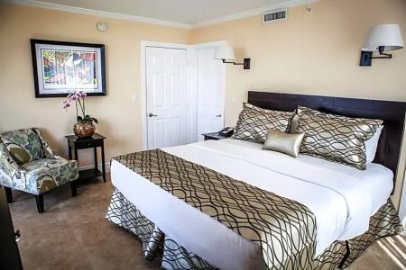 The Mutiny Luxury Suites - 106